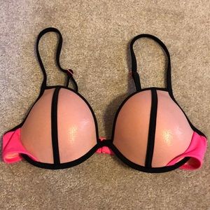 ✨Push up shimmer color block bikini top✨